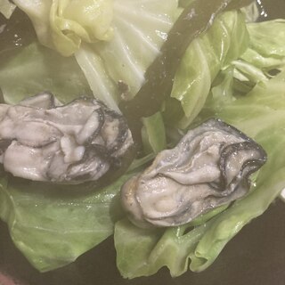 牡蠣とキャベツと根昆布鍋！